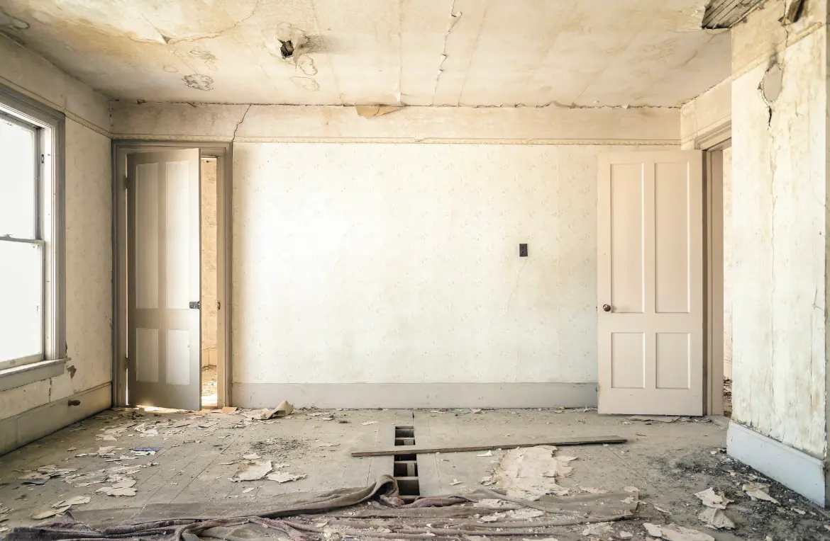 Waste disposal crew managing a cleanout project in Dingman